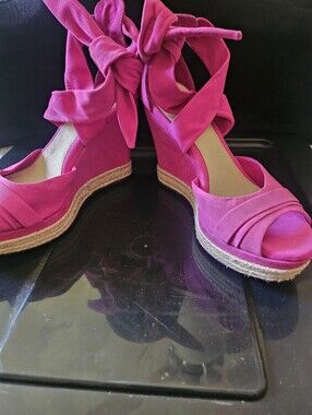 Ugg Pink Espadrille Wedge Sandals with Ankle Tie Size 8